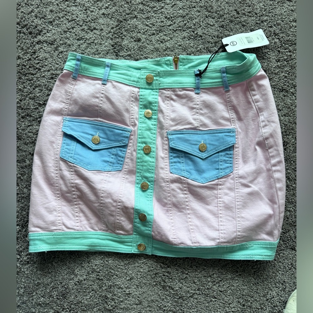 Retro mini skirt